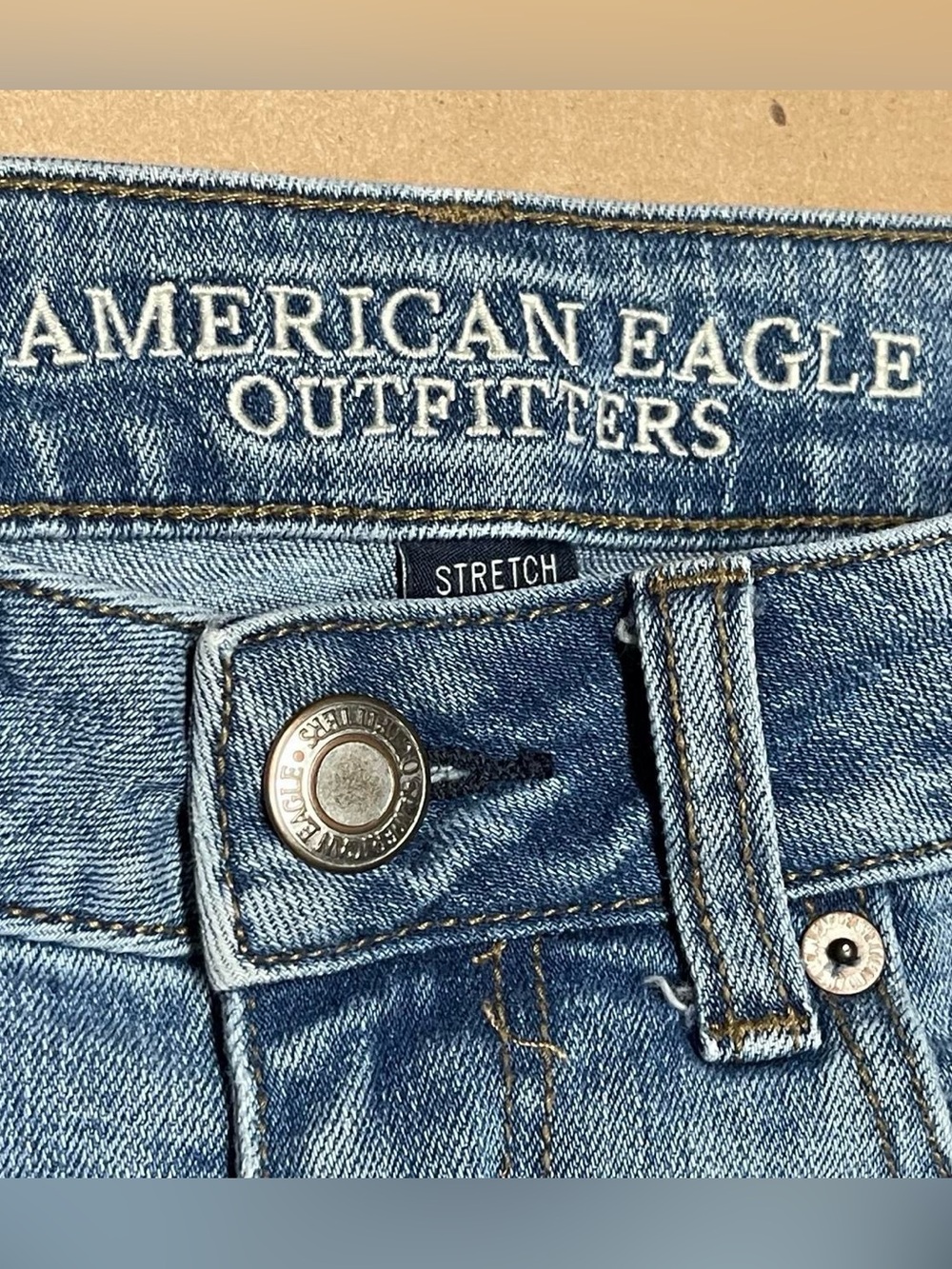 American Eagle Midi Boy Shorts Womens Size 2 Cut Off Dark Wash Blue Stretch - Picture 2 of 6